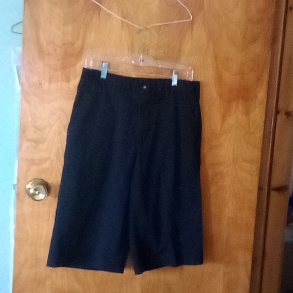 Free world shorts